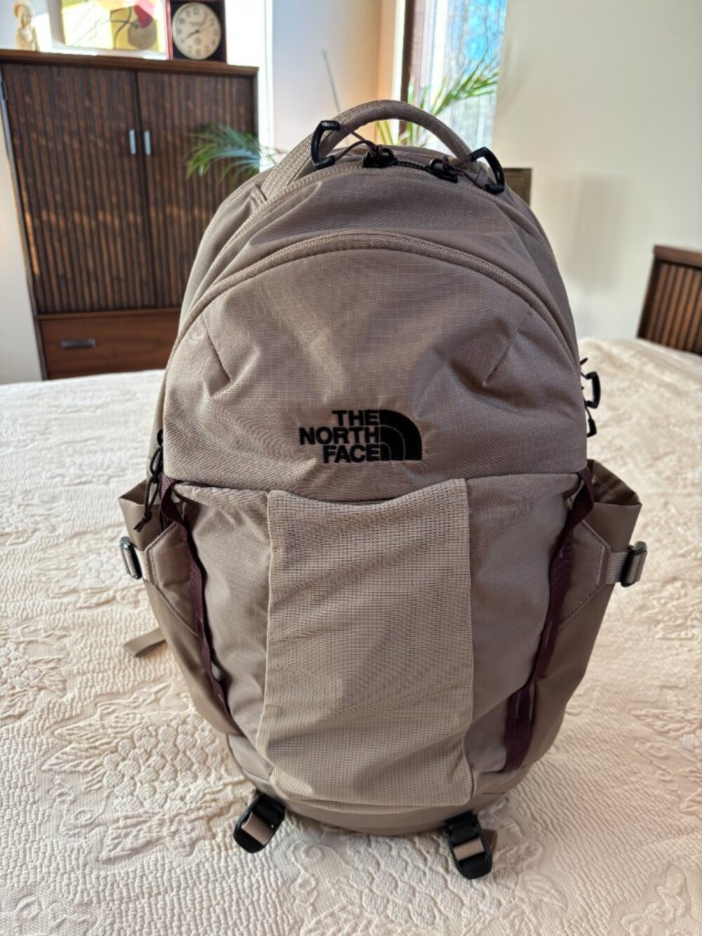 Northface Recon Backpack - Tan/Beige - NWOT